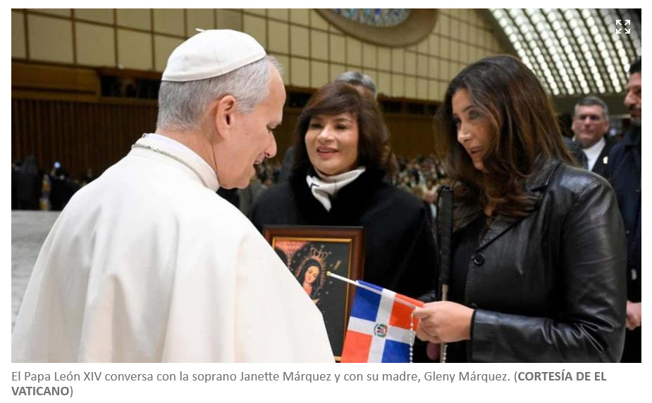 Soprano dominicana Janette Márquez bendecida por el Papa León XIV