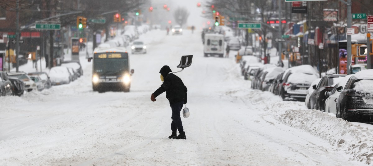 Megatormenta invernal causa al menos 21 muertes en EE. UU. y cortes de energía