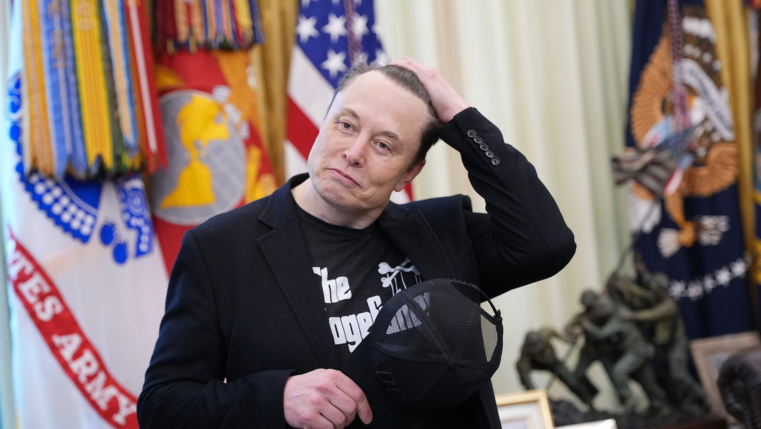 Elon Musk revela qué es "lo único" que puede "resolver" la deuda de EE.UU.