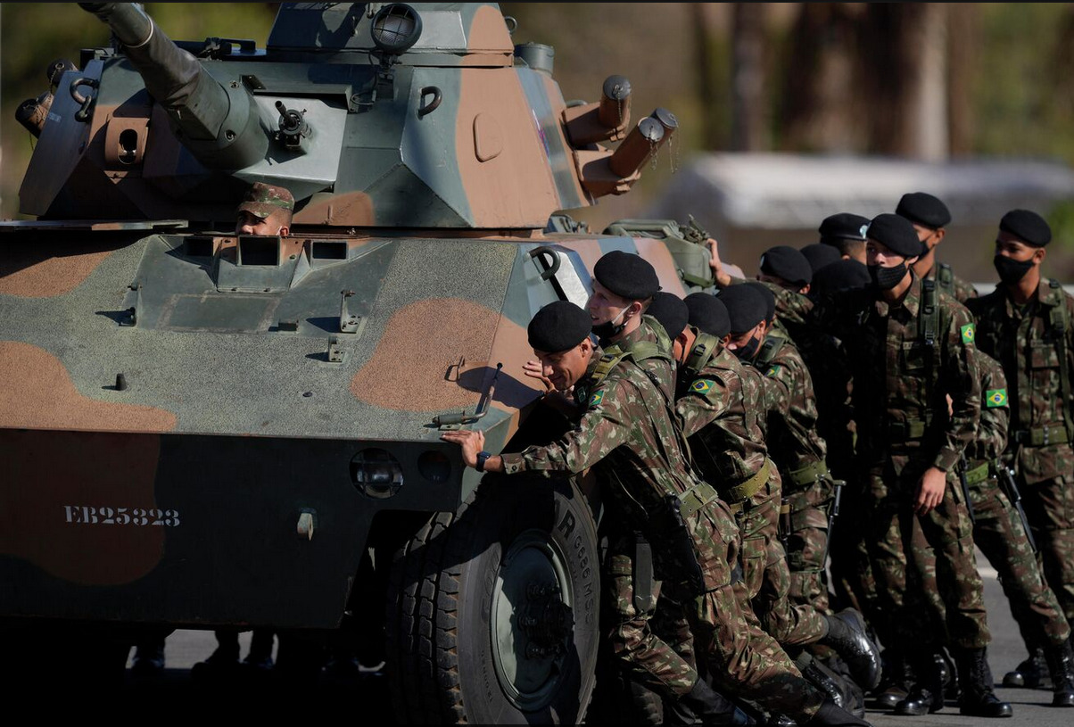 Tras los dichos de Lula: ¿América Latina debe armarse para no ser "invadida"?