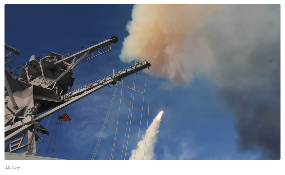 Lavrov califica de "traición" los intentos de EE.UU. de encubrir con negociaciones sus planes de agresión contra Irán